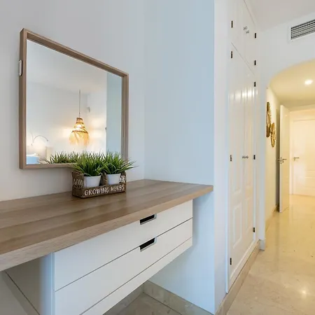 Apartamento Casa Joy Elviria, Ibiza Style With 70 Sqm Terrace